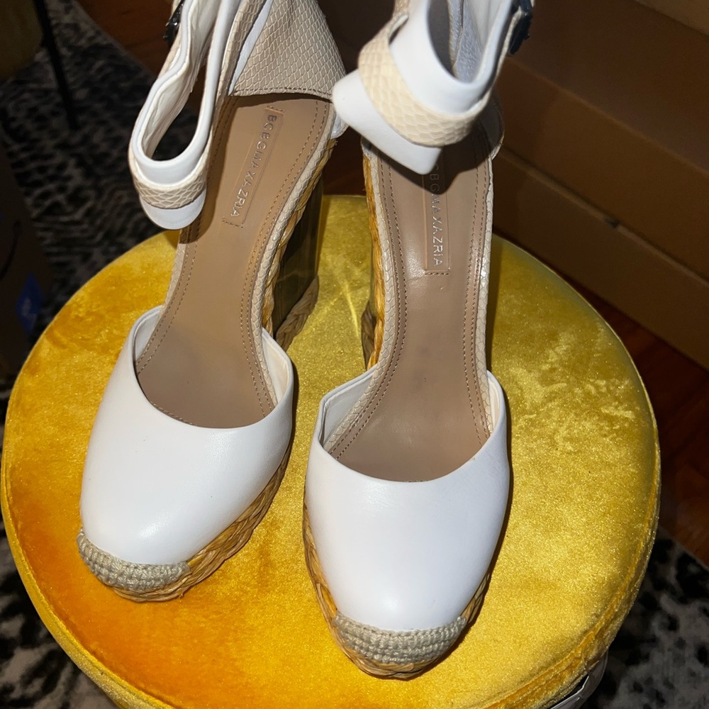 BCBGMaxAzria White and Tan Wedge Sandals